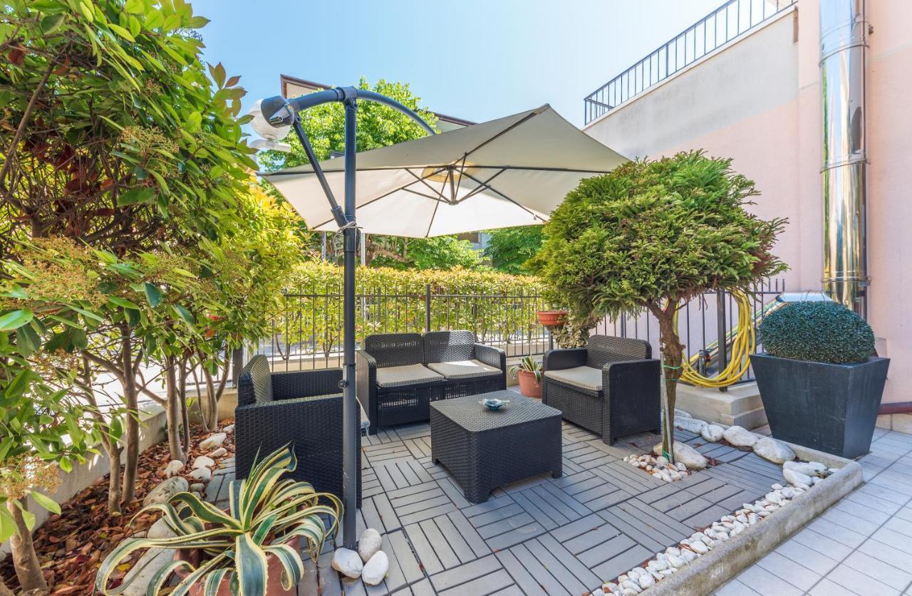 Residence Nobel Rimini Exterior photo